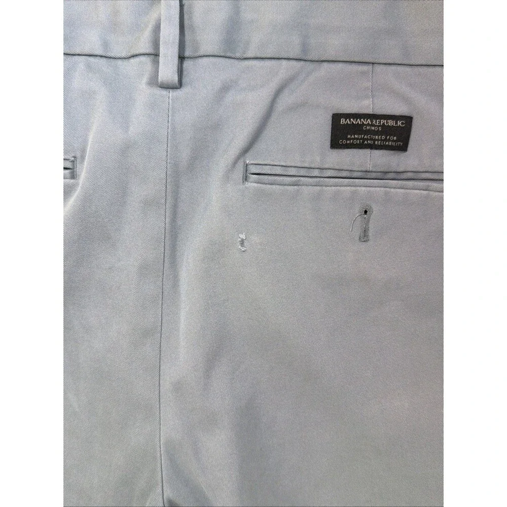 Banana Republic Men’s Blue Fulton Chino Size 33/32
